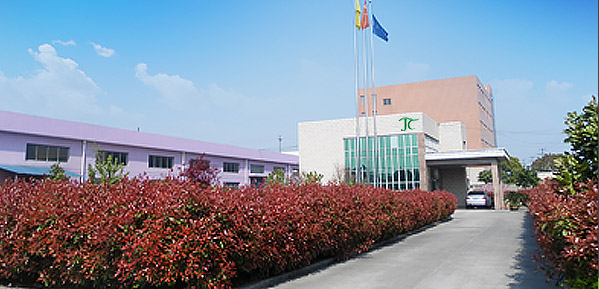 上海金慈實(shí)業(yè)有限公司，丙綸高強(qiáng)絲，丙綸色絲，丙綸中空絲，丙綸異形絲，丙綸夜光紗，高強(qiáng)丙綸絲，丙綸工業(yè)絲，丙綸熒光絲